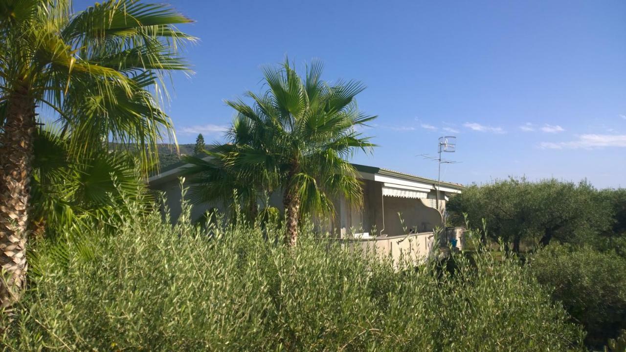La Scogliera Del Capo Villa Santa Maria  Exterior photo