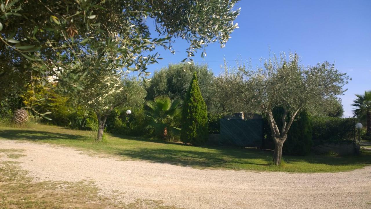 La Scogliera Del Capo Villa Santa Maria  Exterior photo