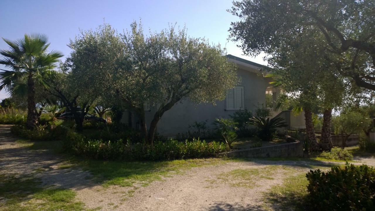 La Scogliera Del Capo Villa Santa Maria  Exterior photo