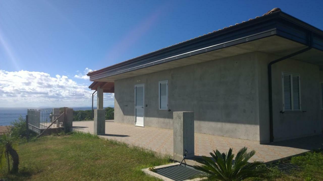 La Scogliera Del Capo Villa Santa Maria  Exterior photo